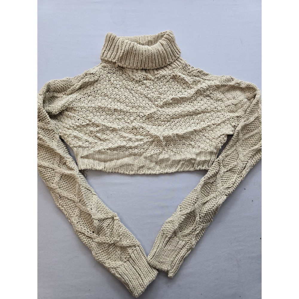 PrettyLittleThing Oatmeal Beige Cable Knit Cropped Turtleneck Sweater Size M